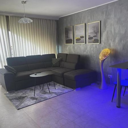 Llalis Luxury Apartment Ейлат Екстериор снимка